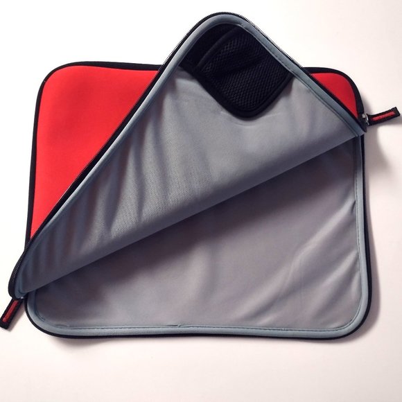 Red Protective 17" Computer Sleeve ~ Lined/Padded ~ Double Zip ~ Int. Pocket NOB - Picture 3 of 8